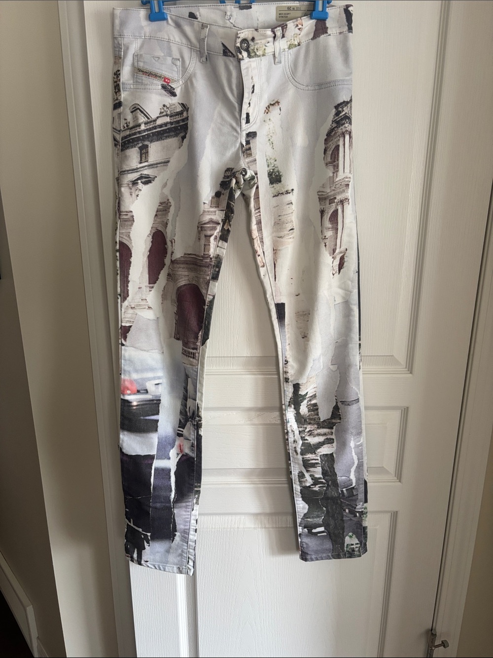 Diesel Women's Skinny Jeans in White with Architectural Print